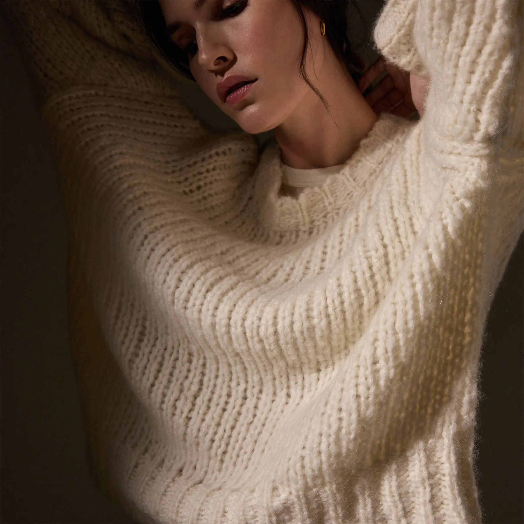 Cashmere Blend Knit Crew - Snow