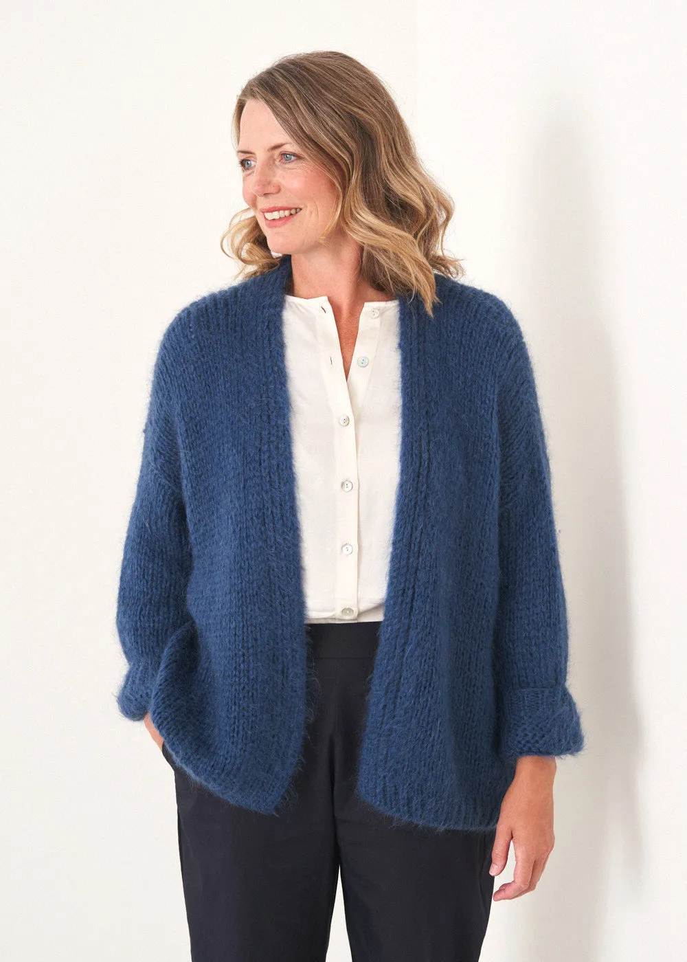 DINA CHUNKY KNIT CARDIGAN - DARK BLUE