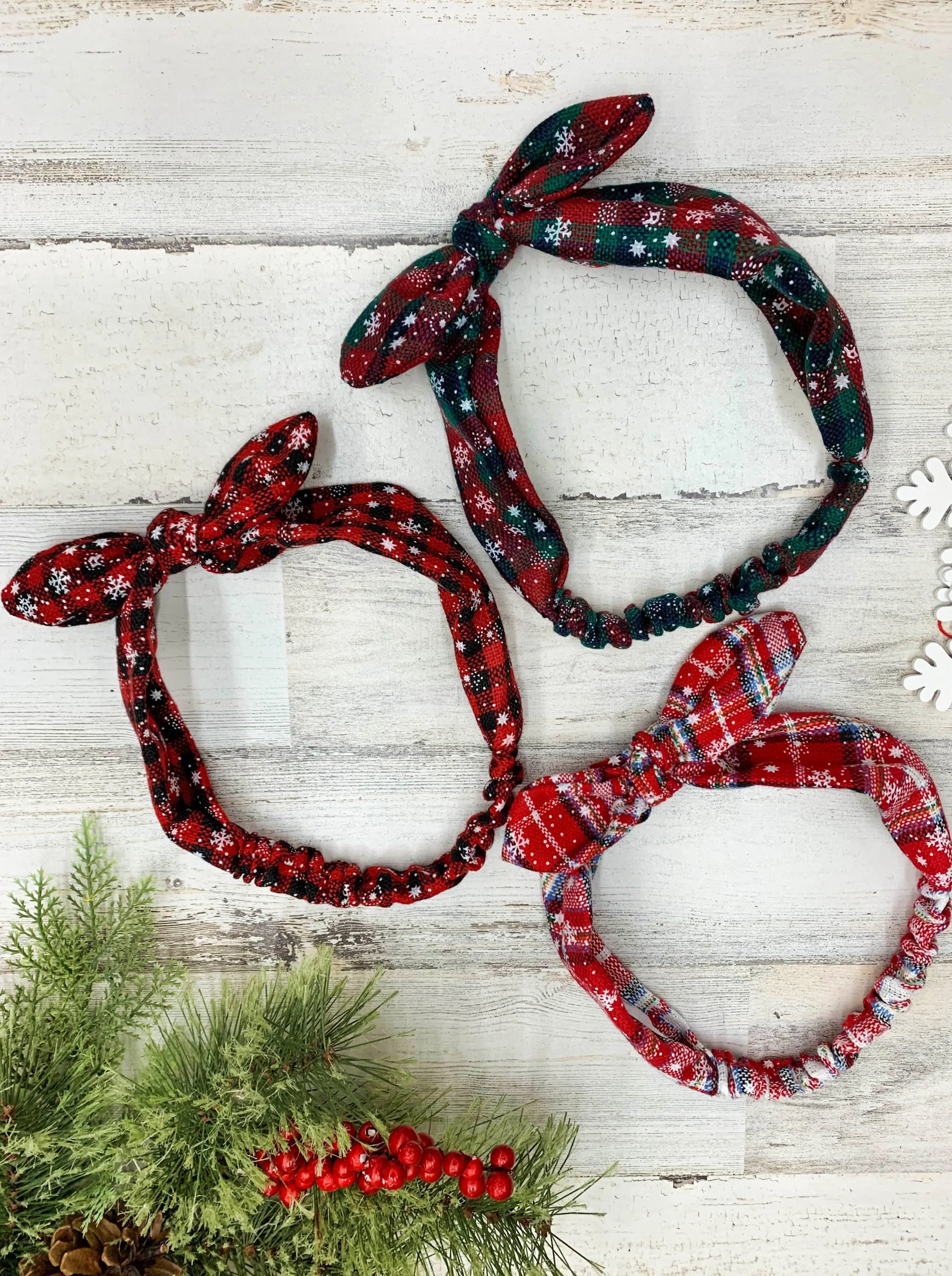 Girls Christmas Themed Plaid Bowtie Headband (Free Gift)